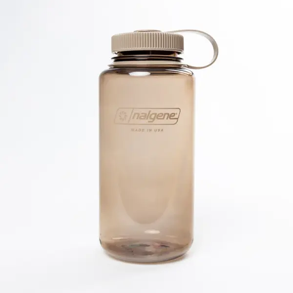 Nalgene Trinkflasche "Weithals Sustain" ( zu 50 % aus zertifizierten recycelten Materialien ) - 1 Liter, Mocha - Gravur möglich