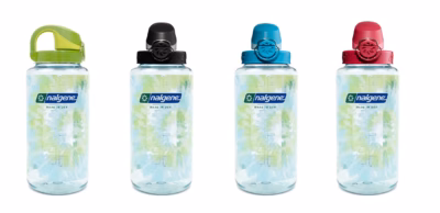 Nalgene Trinkflasche OTF Sustain, 1 Liter ( zu 50 % aus zertifizierten recycelten Materialien ) tiedye blue